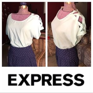 Express 👚Size S Criss Cross Shoulder Blouse, EUC✨